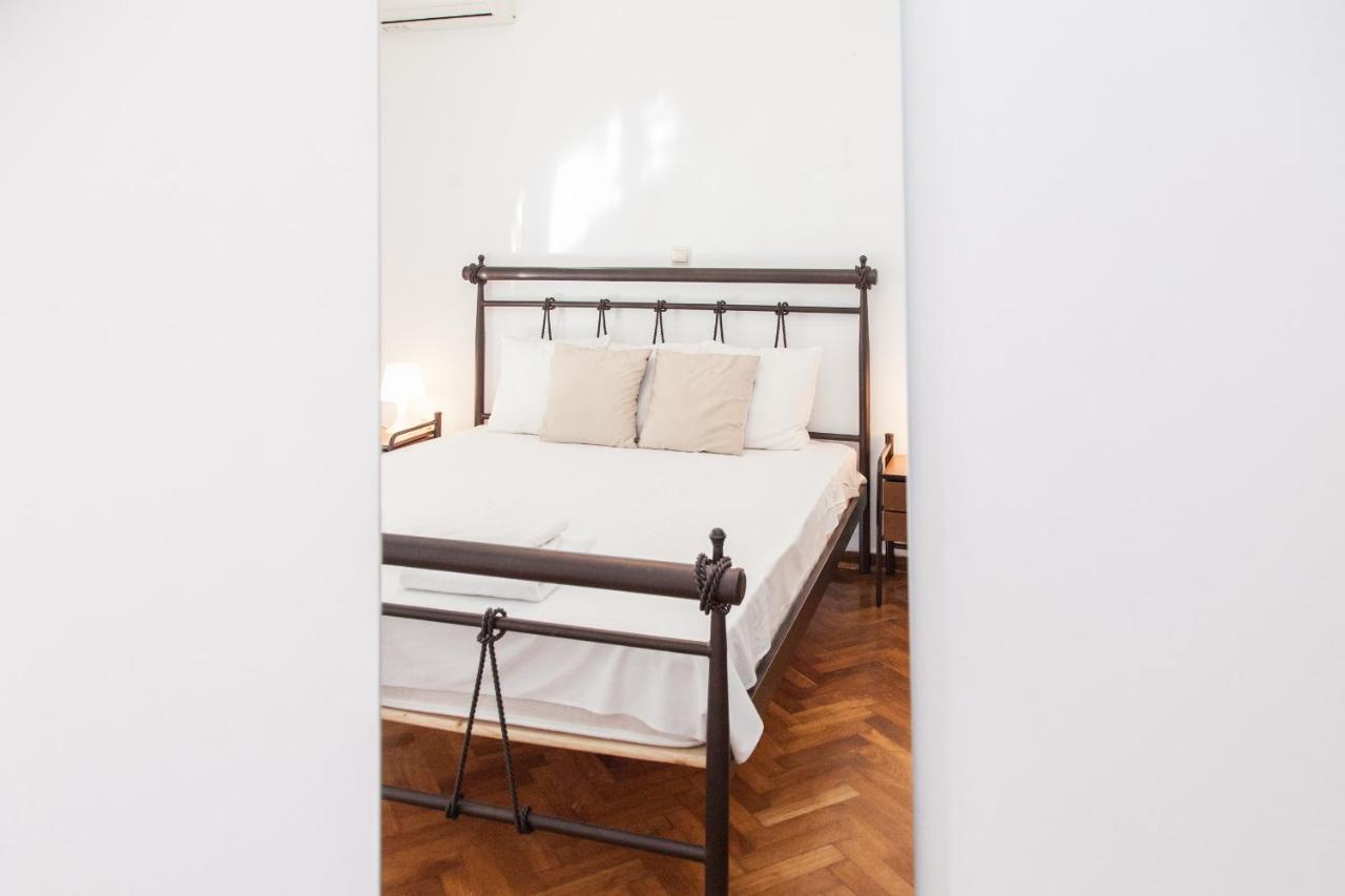 Beautiful New Decorated Apt In Athens Apartment Exterior photo