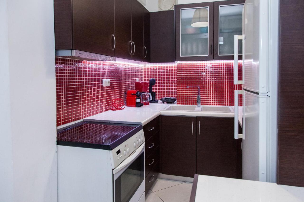 Beautiful New Decorated Apt In Athens Apartment Exterior photo