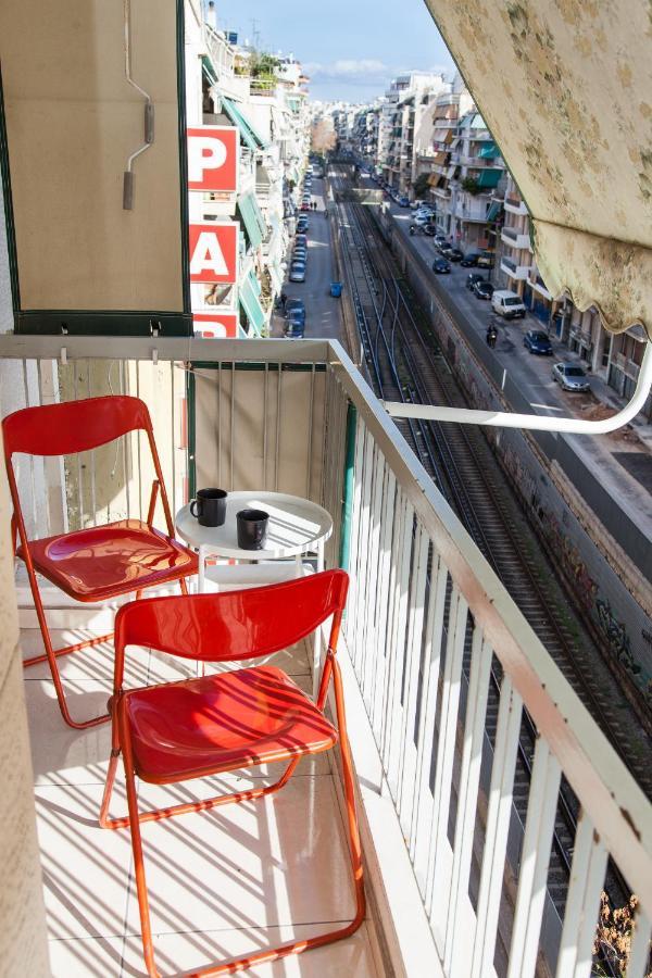 Beautiful New Decorated Apt In Athens Apartment Exterior photo